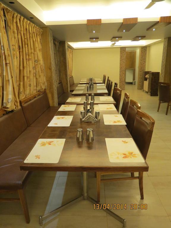Hotel Sunny Classic Mahabaleshwar Exterior photo