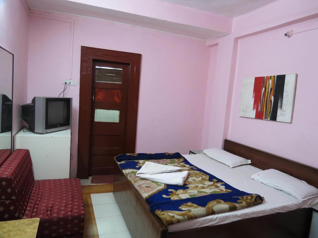 Hotel Sunny Classic Mahabaleshwar Exterior photo