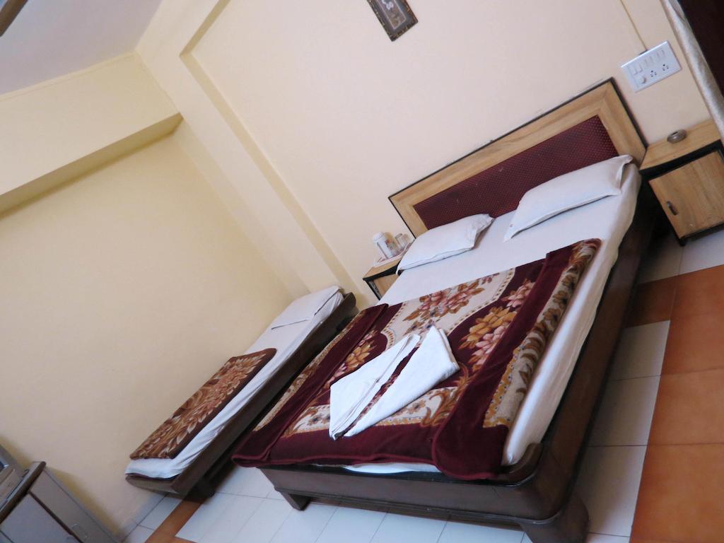 Hotel Sunny Classic Mahabaleshwar Exterior photo