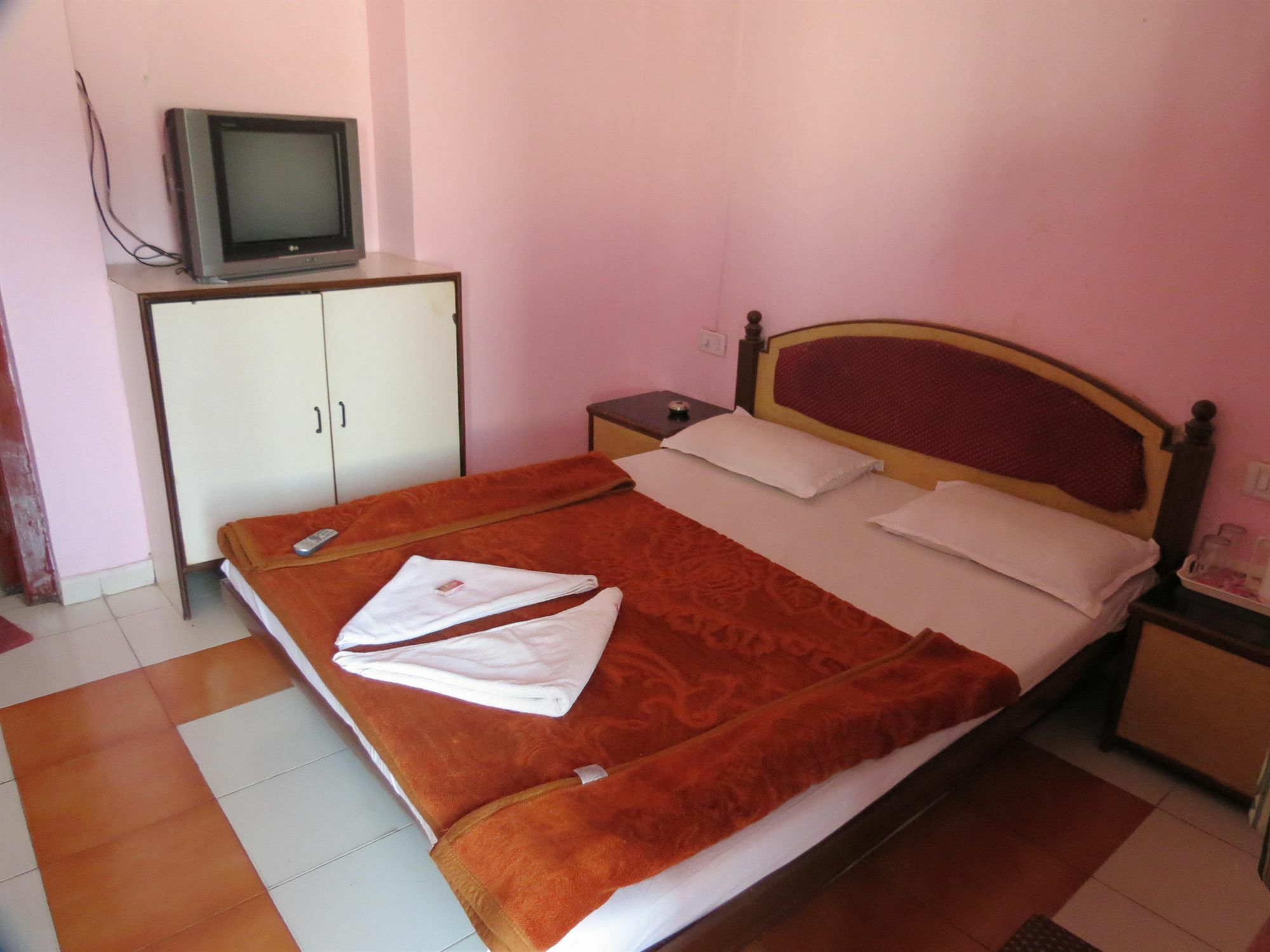 Hotel Sunny Classic Mahabaleshwar Exterior photo